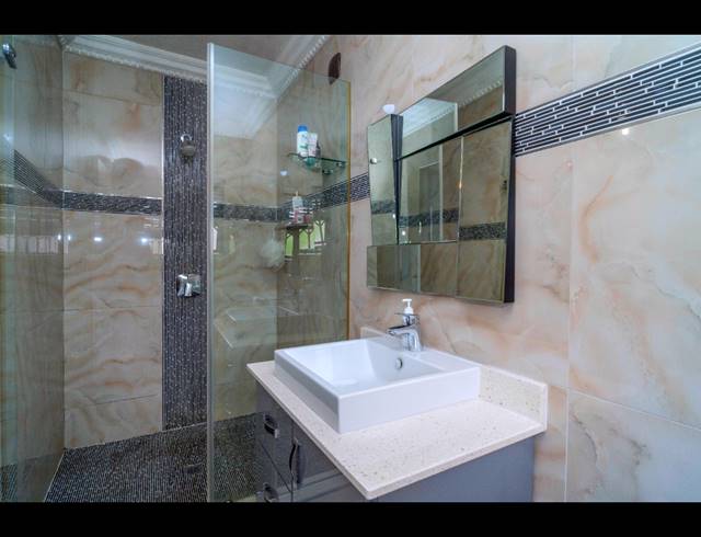 5 BEDROOM HOUSE FOR SALE IN GLENMORE